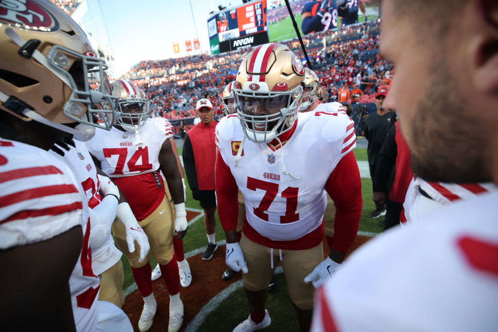 49ers' Trent Williams not retiring, returning for another season