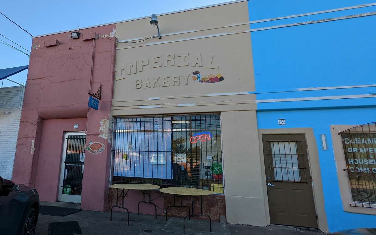 La Imperial Bakery in the East End of Houston