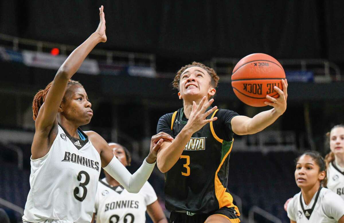 Siena's London Gamble, shown against St. Bonaventure earlier this season, had 13 points, 11 assists and no turnovers in Thursday's blowout win over Rider.
