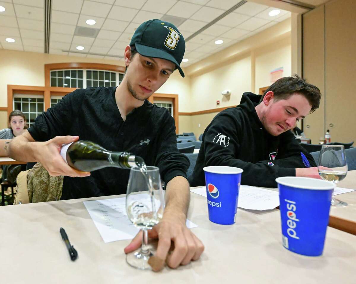 Wine tasting, painting Siena teaches hobbies to coursefocused students