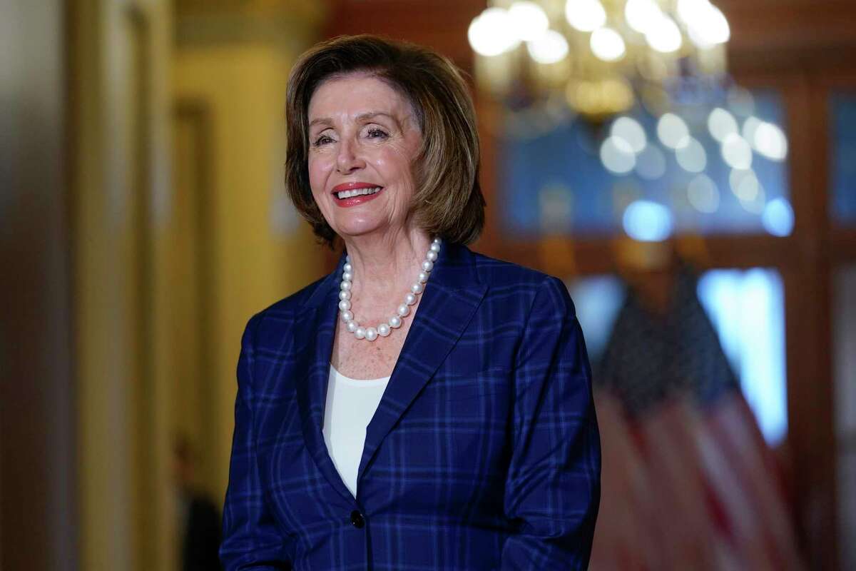 Pelosi Won't Seek Leadership Role, Plans To Stay In Congress