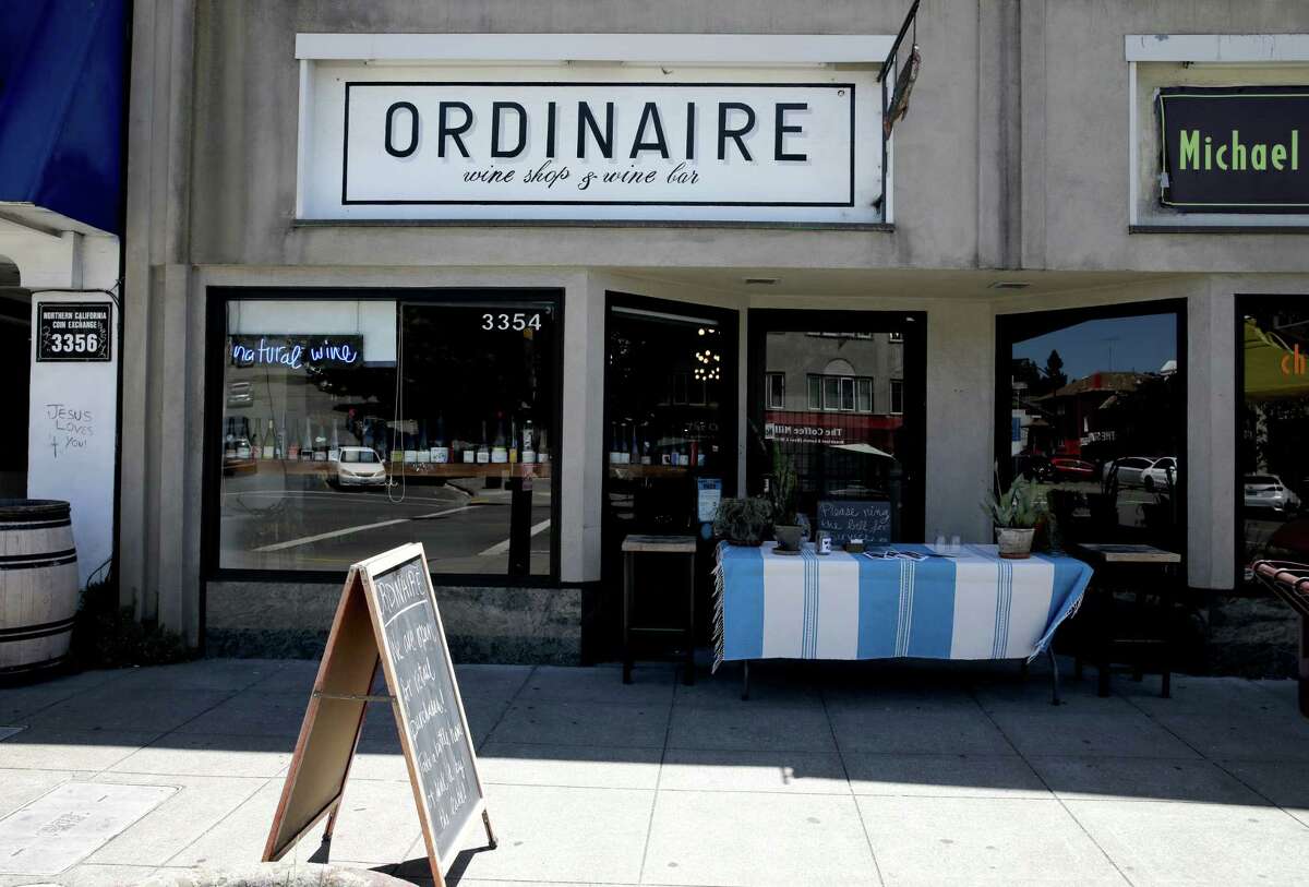 Ordinaire Wine Shop and Wine Bar in Oakland, a specialist in natural wines.