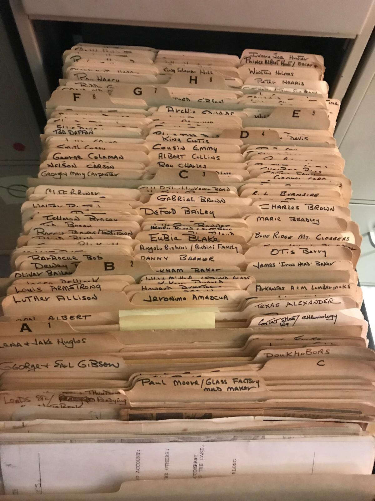 Houston folklorist's blues archive finds home at Smithsonian