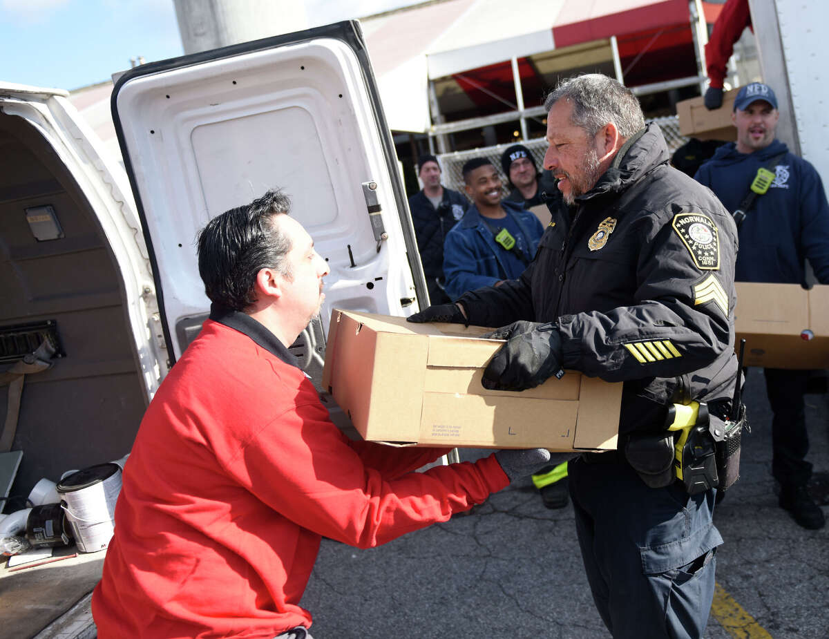 Stew Leonard's to deliver hundreds of turkeys to those in need