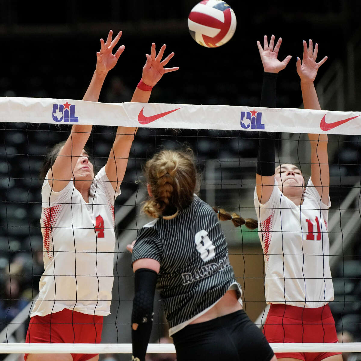 Huffman Hargrave Falcons fall in 4A volleyball semifinals