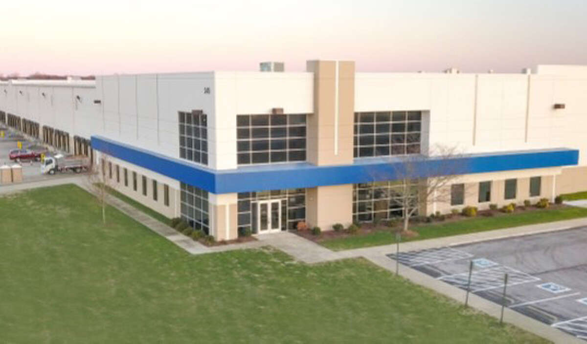 Welcome Group acquired 840 Logistics Center, a 709,652-square-foot Class A bulk distribution center in Mt. Juliet, Tenn. JLL Capital Markets represented the seller, Westmount Realty Capital.