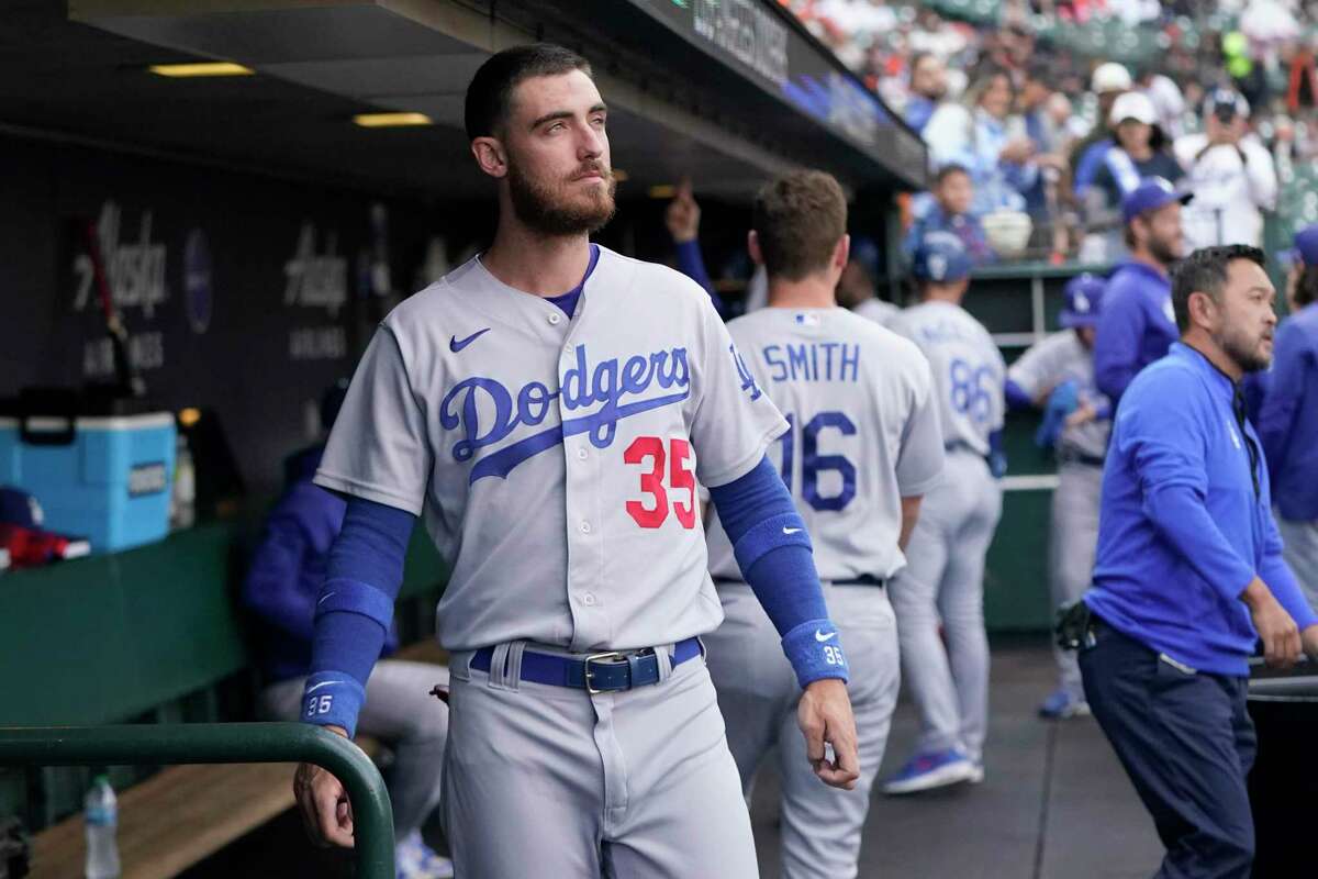 Los Angeles Dodgers' celebrate with wives, children and girlfriends after  the Dodgers clinched their fifth straight National League West title,  beating the San Francisco Giants 4-2, as Cody Bellinger set an NL