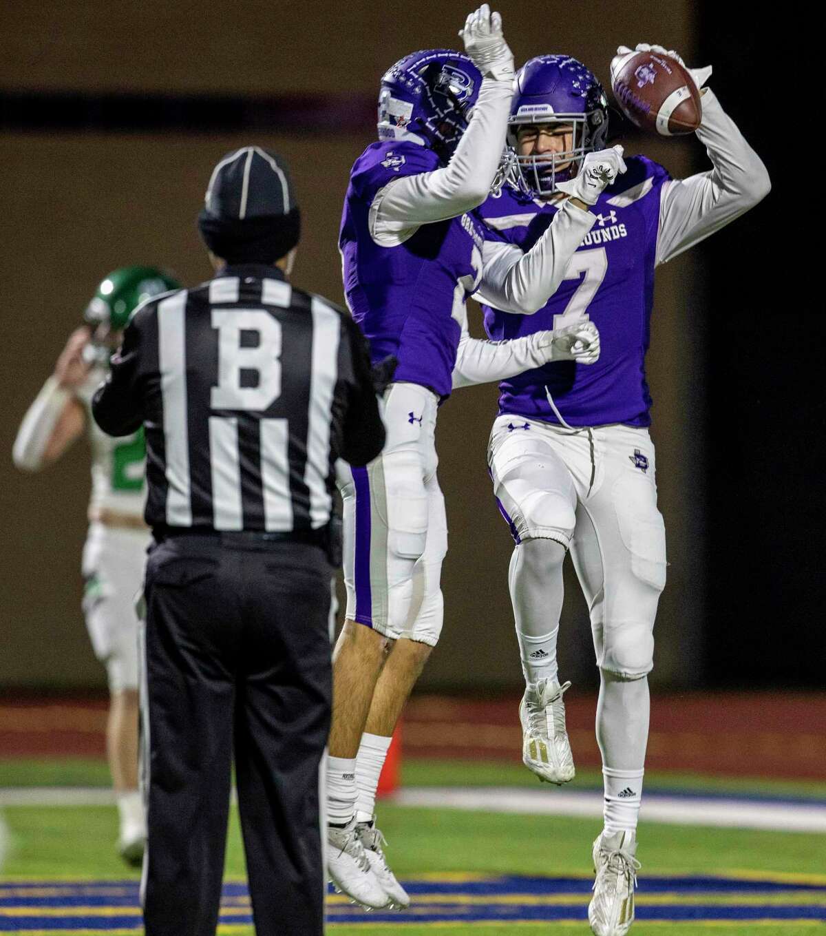 High school football playoffs Boerne 50, Pleasanton 21