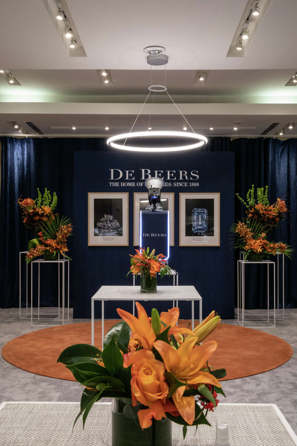 Jewelry brand, De Beers Jewellers, located on 243 Greenwich Ave. at Betteridge Jewelers.
