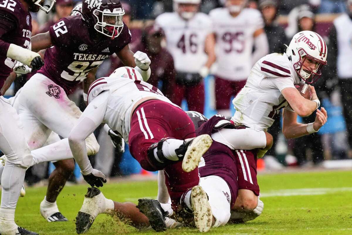 Texas A&M football: Aggies beat UMass to end six-game losing streak