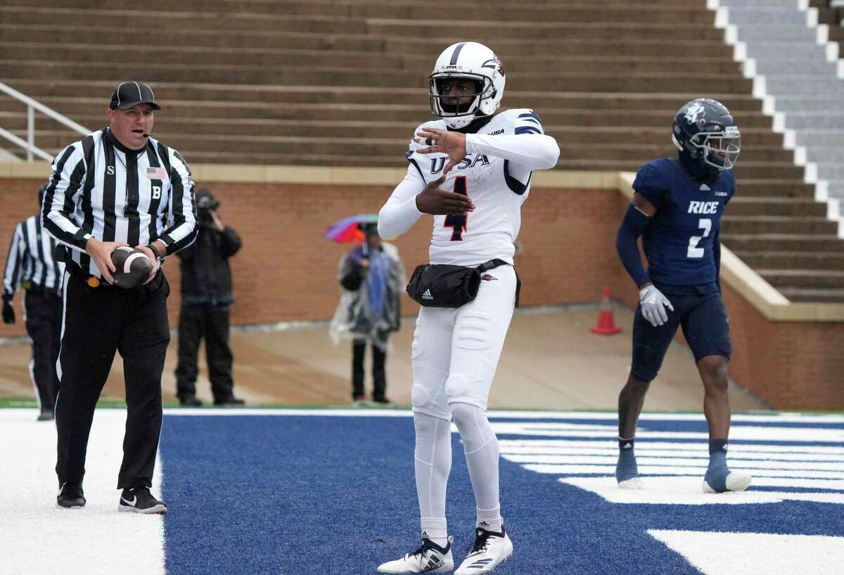 UTSA crushes Rice 41-7, will host Conference USA title game for second  straight season