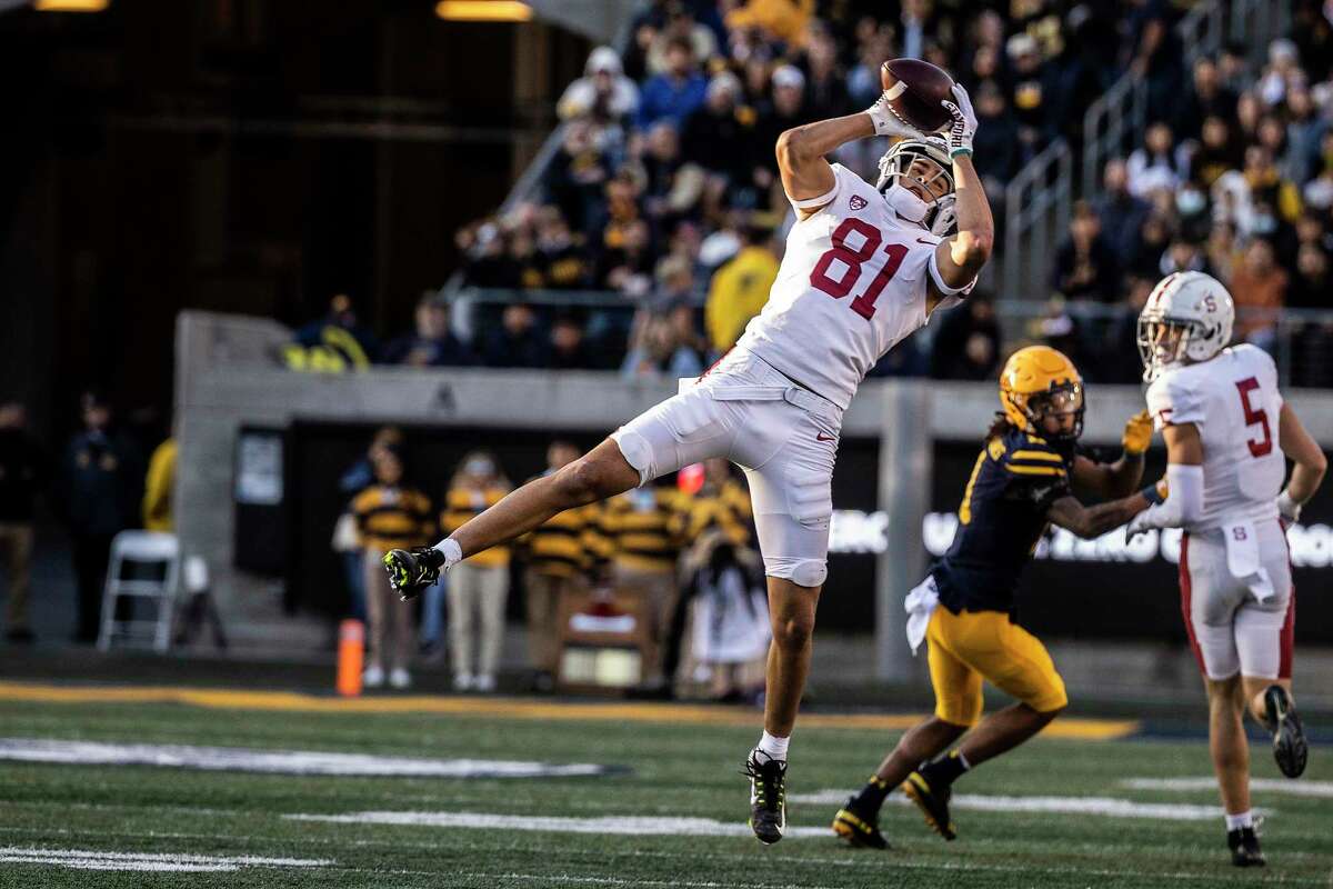 Stanford wide receiver Brycen Tremayne (81) makes a catch during the second quarter of the 125th Big Game against California in Berkeley, Calif. Saturday, Nov. 19, 2022.