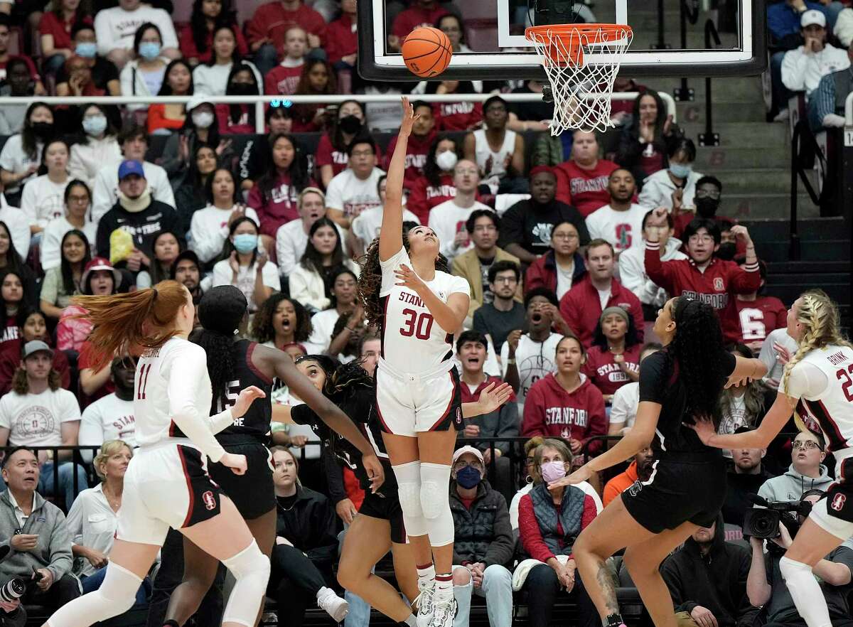 PALO ALTO, CALIFORNIA - NOVEMBER 20: Haley Jones #30 of the Stanford Cardinal shoots and scores against the South Carolina Gamecocks during the first quarter at Stanford Maples Pavilion on November 20, 2022 in Palo Alto, California. (Photo by Thearon W. Henderson/Getty Images)
