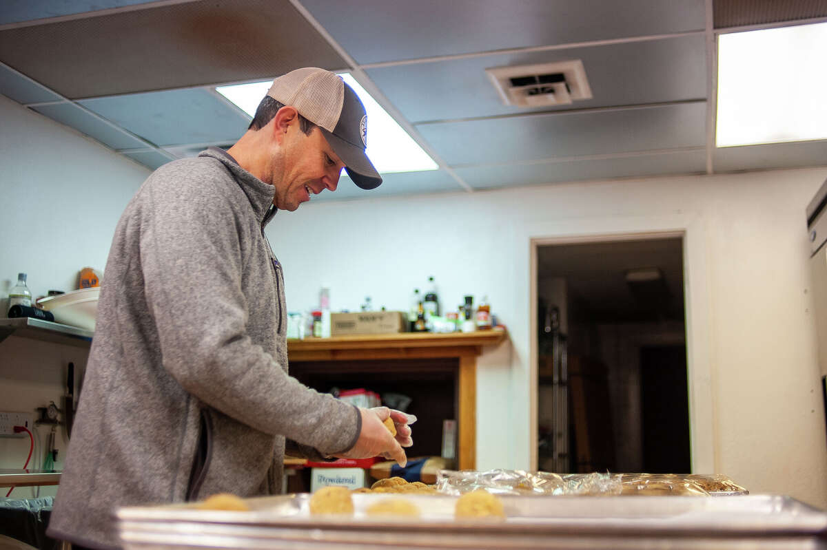 Aviator Cookie Company to open Bay City location Dec. 10