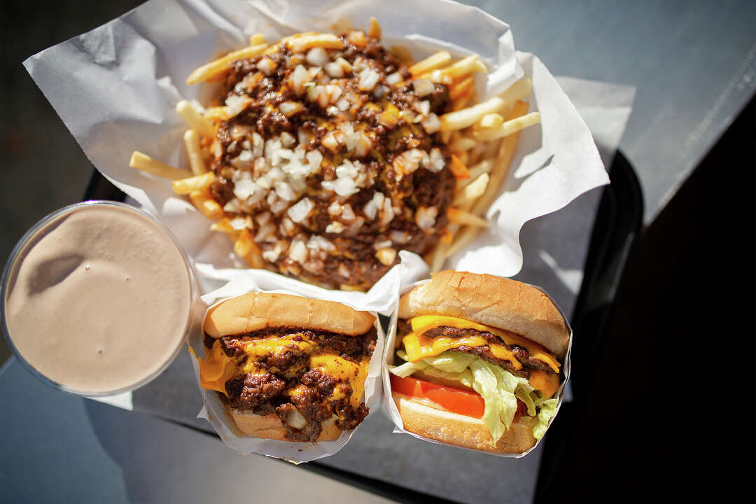 Willie's Burgers is a must-stop eatery en route to Tahoe