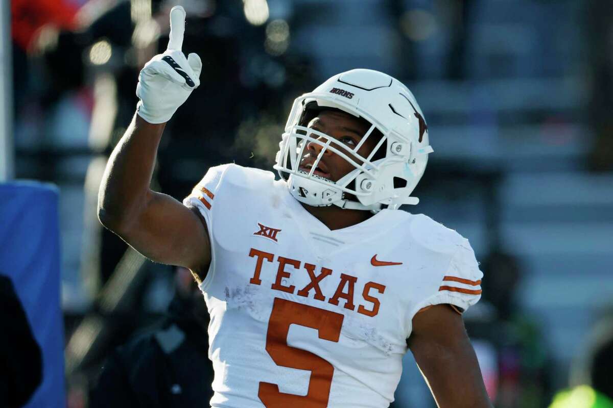 Texas Longhorns football Bijan Robinson opts for NFL draft