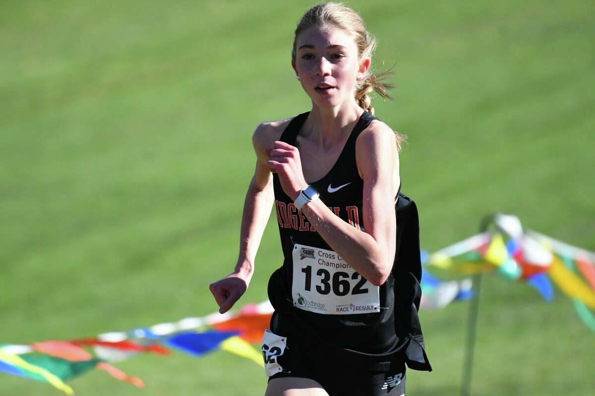 The 2022 GameTimeCT All-State Girls Cross Country Team