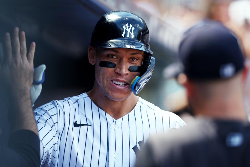 Aaron Judge of the New York Yankees signals a thumbs down towards News  Photo - Getty Images