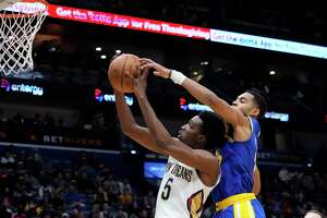 Warriors pummeled by Pelicans as starters are given the night off
