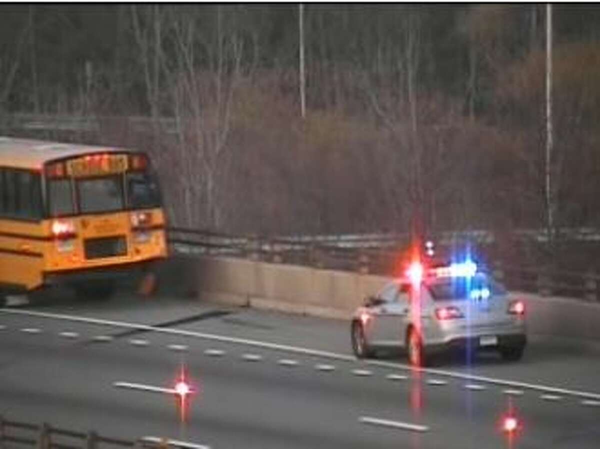 Tractortrailer, school bus crash cleared on I84 in Farmington