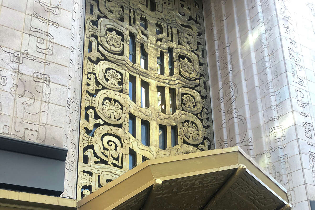 A view of the entrance to 450 Sutter St. in downtown San Francisco.
