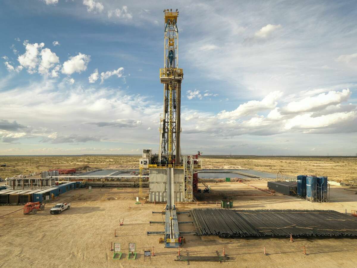 Nabors outfitted its Rig X29 with the Red Zone Robotics module that automates routine drilling tasks and proceeded to drill several wells for XTO Energy in the Permian Basin.