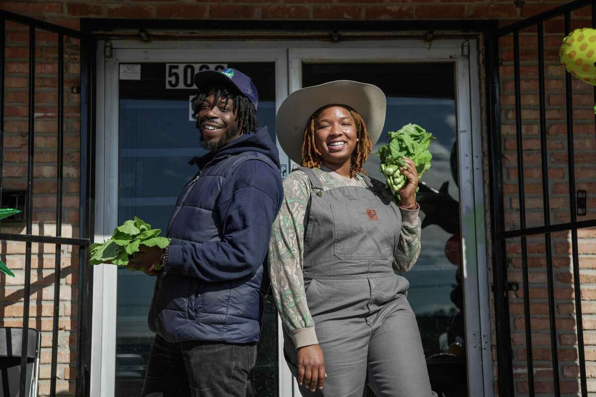 Houston's Sunnyside gets farmer owned and operated grocery store