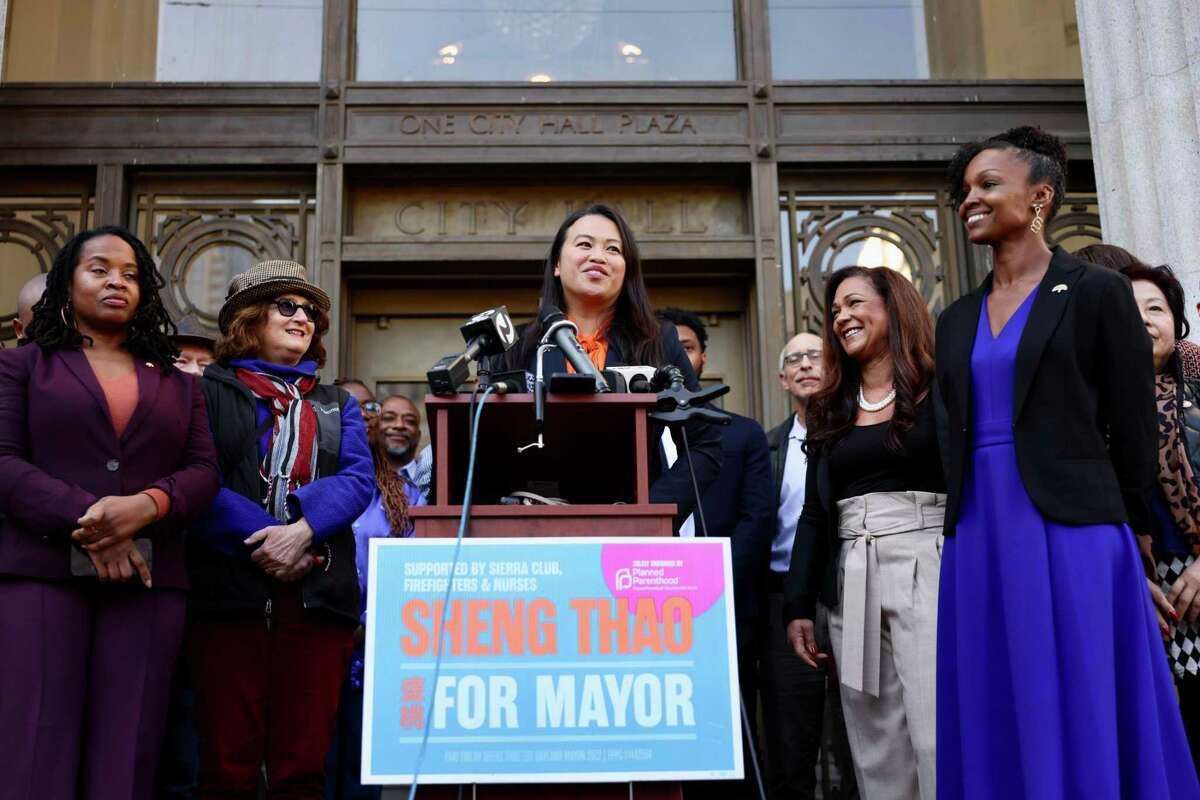 Oakland Mayor-elect Sheng Thao delivers a speech on the steps of Oakland’s City Hall.