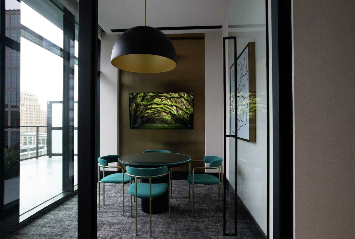 New Houston luxury apartment tower is open, above Discovery Green