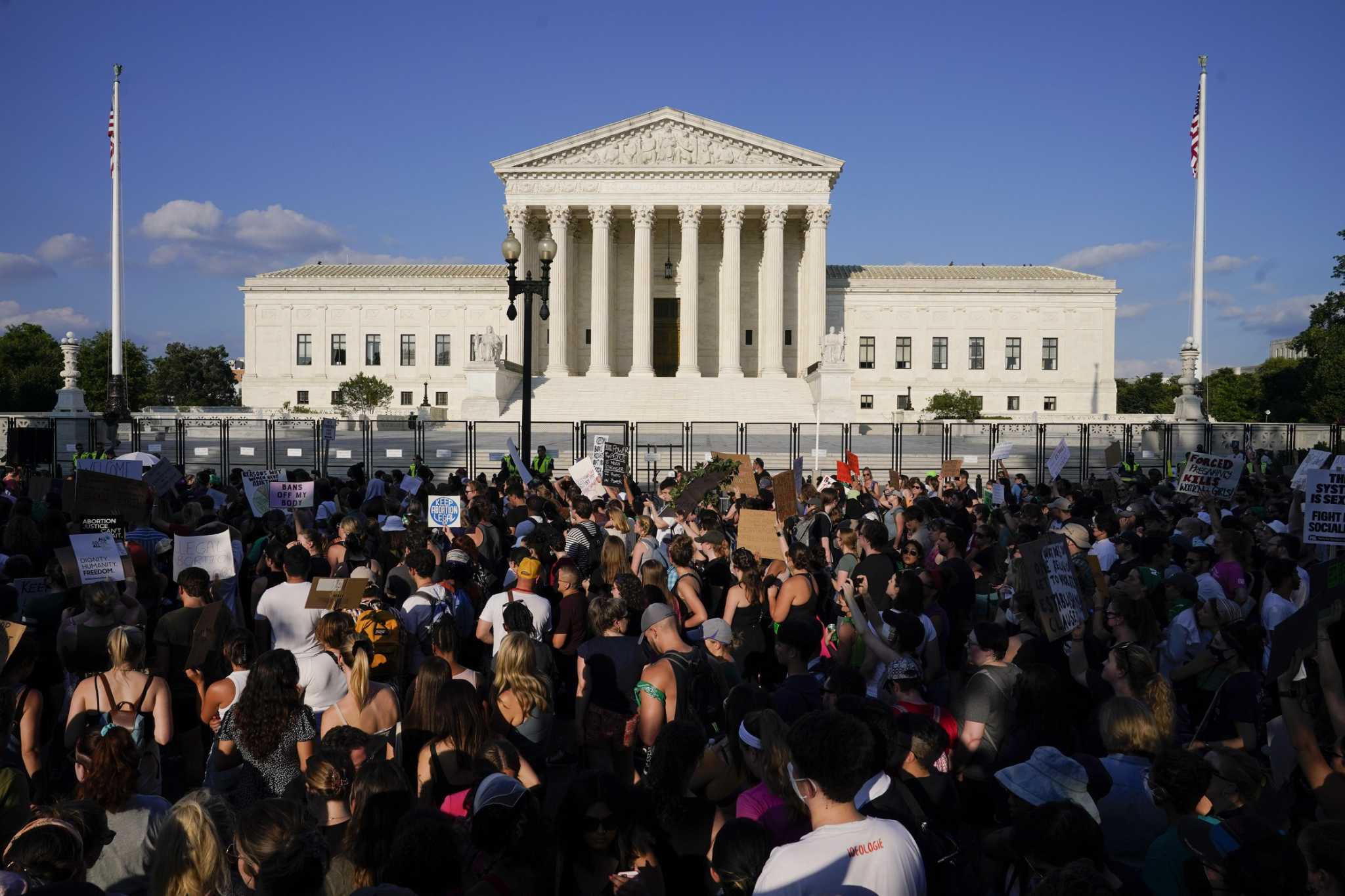 Politics aren’t the only hurdle for any potential federal abortion legislation