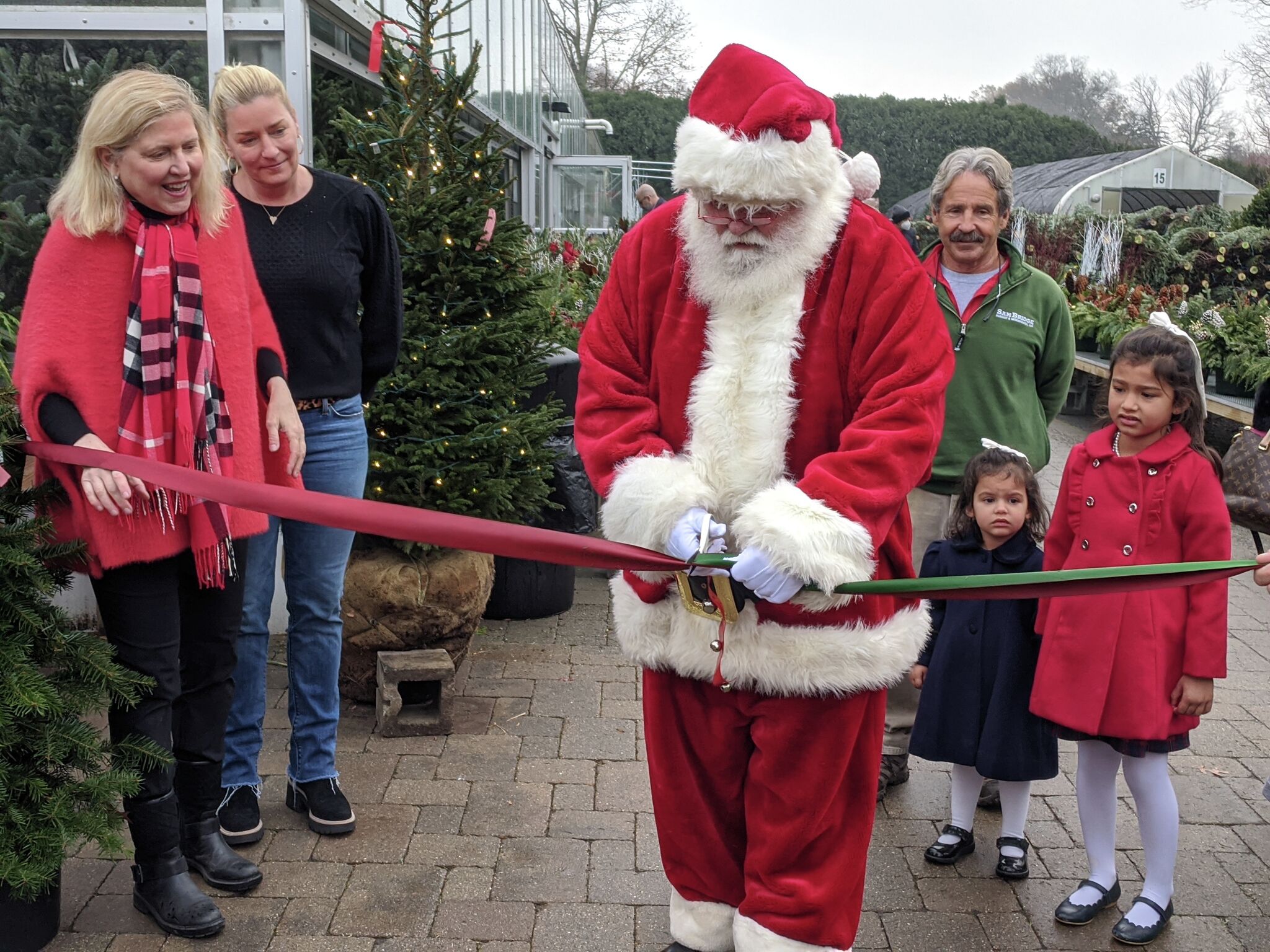 Greenwich Reindeer Festival Ushers In The Holiday Season