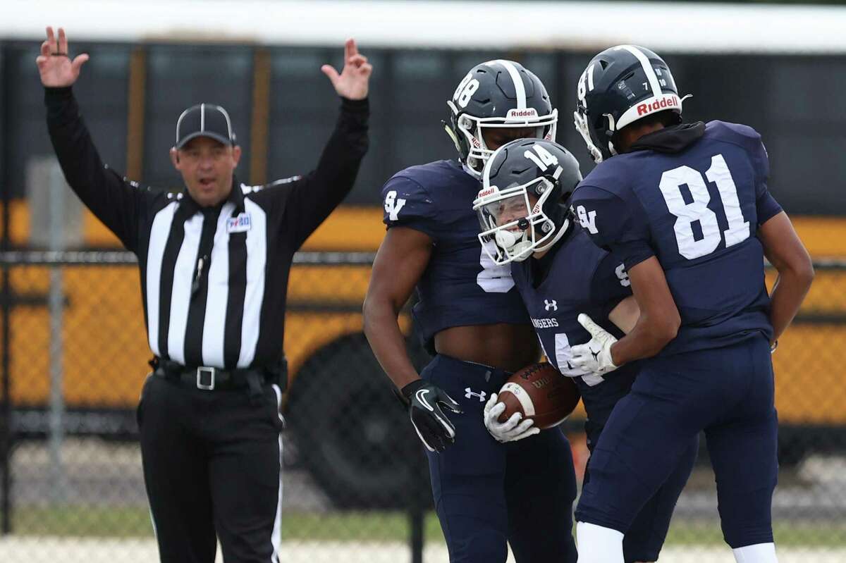 High school football playoffs Smithson Valley 31, Fulshear 13