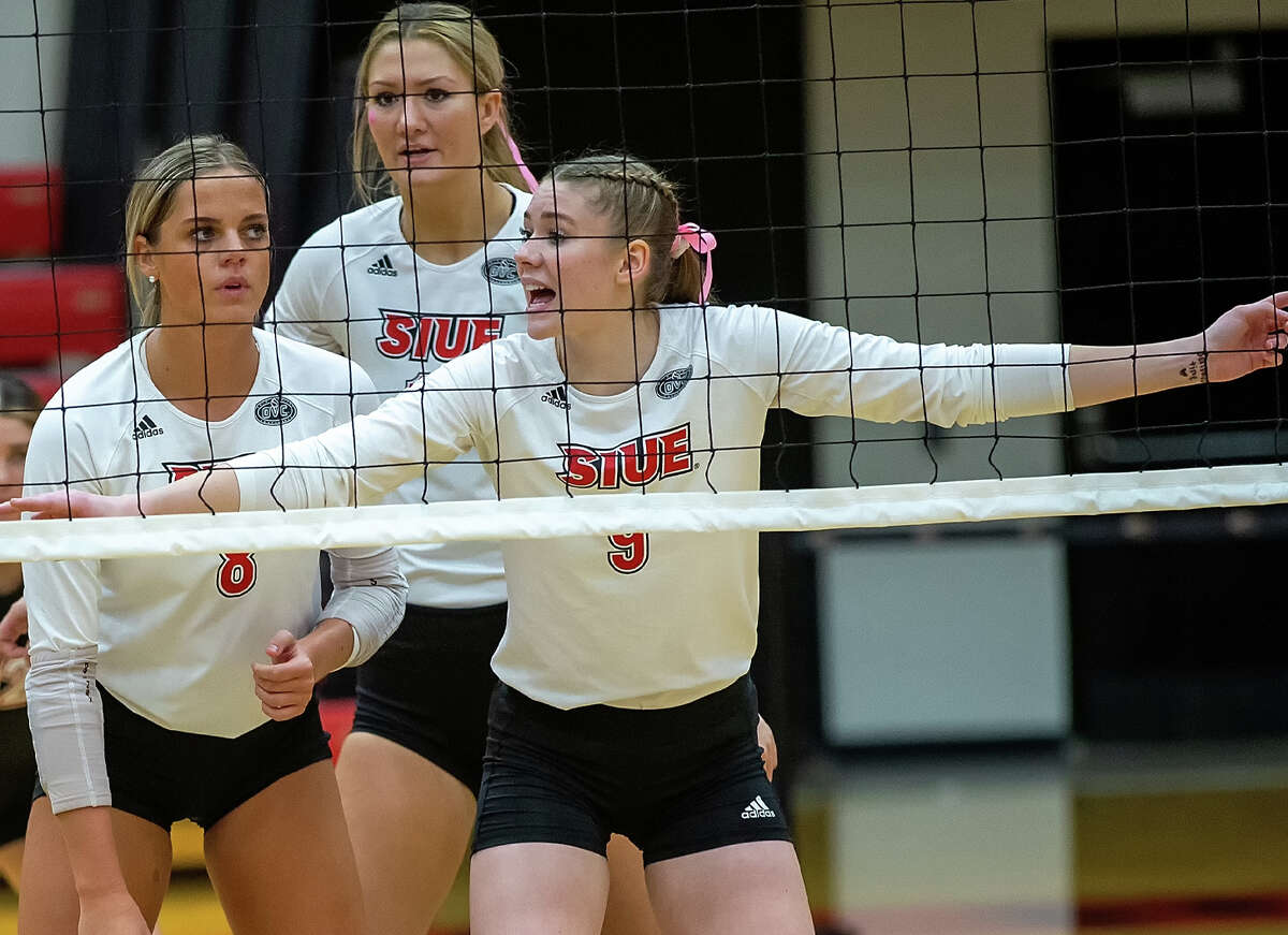 Jessica Vineyard, front, was one of four SIUE Cougars to earn Academic All-District honors.