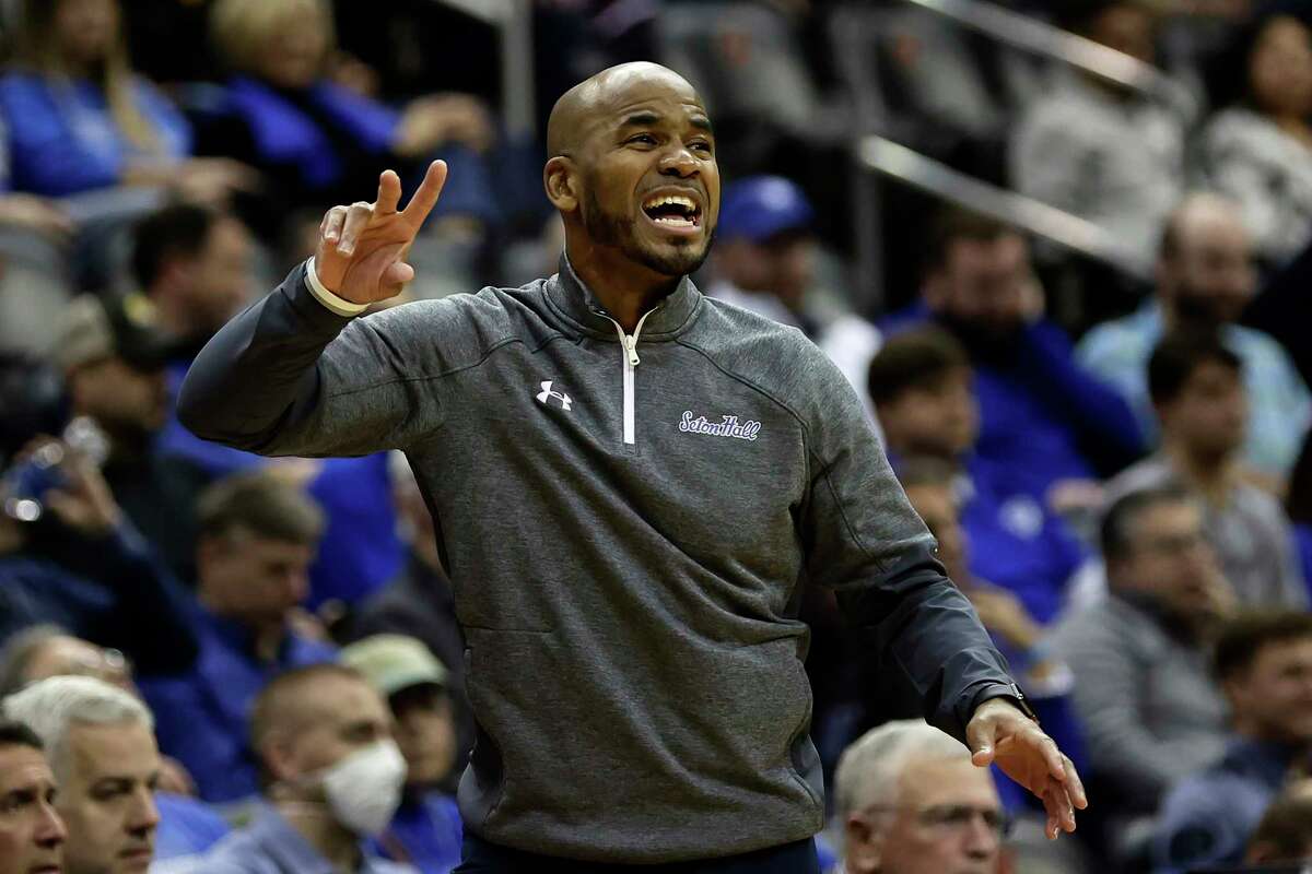 Seton Hall coach Shaheen Holloway, who led Saint Peter's to the NCAA Tournament's Elite Eight last season, faces Siena again on Sunday in the third-place game of the ESPN Events Invitational.