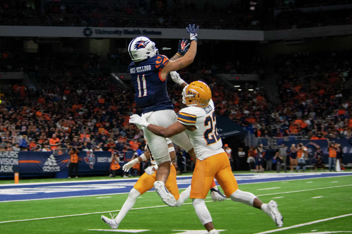 The UTSA Roadrunners faced the UTEP Miners at the Alamodome on November 26, 2022.