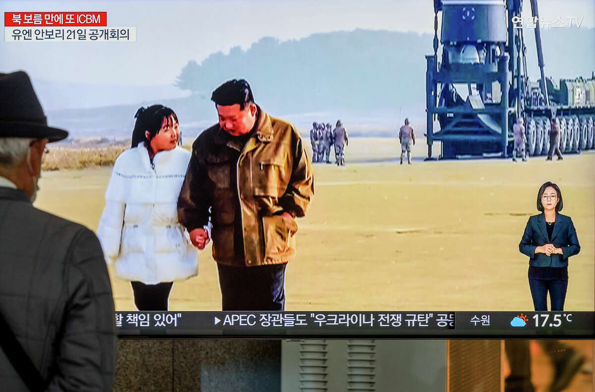 A TV screen shows North Korea's KCNA released pictures of North Korean leader Kim Jong Un and his daughter Kim Chu-ae during a news program at the Yongsan Railway Station in Seoul, South Korea. (Photo by KIM Jae-Hwan/SOPA Images/LightRocket via Getty Images)