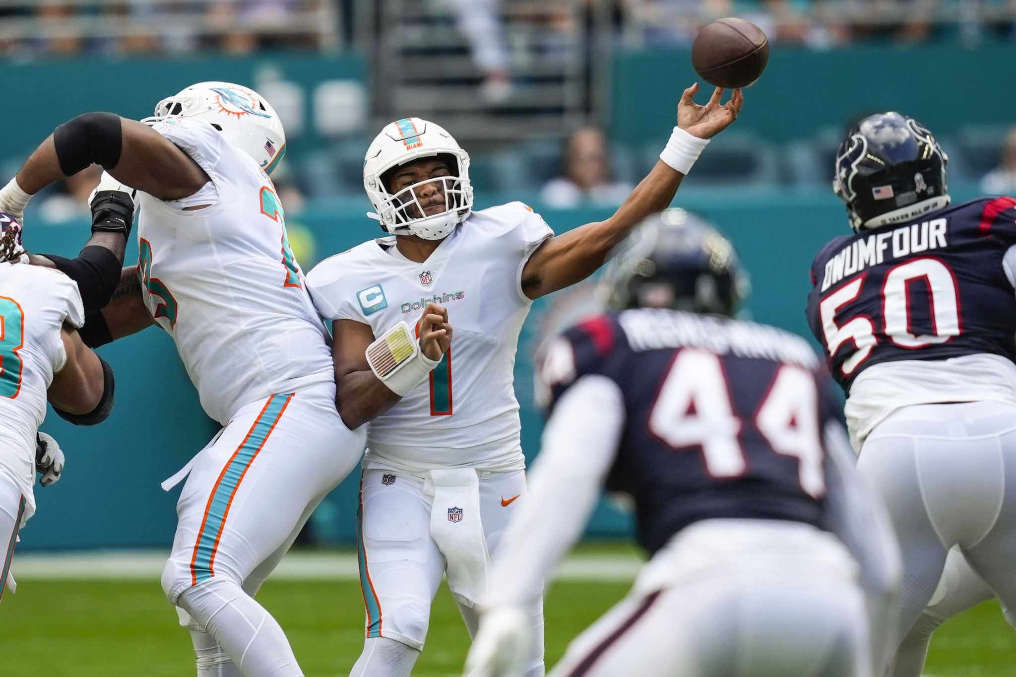 Houston Texans mailbag: How to slow Dolphins, a Jalen Pitre update