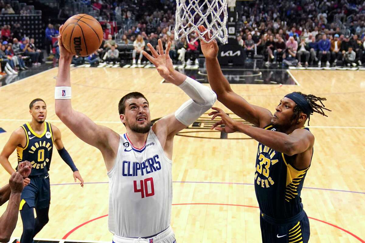 Clippers’ Zubac Has 31 Points, 29 Rebounds In Victory