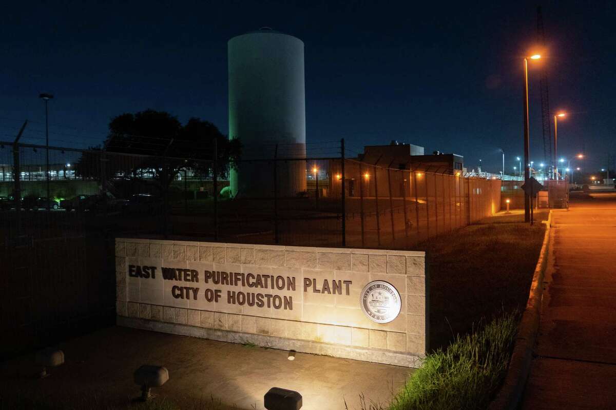 The East Water Purification Plant aft  a boil h2o  announcement  was issued for the full  metropolis  of Houston connected  Monday, Nov. 28, 2022, successful  Houston.