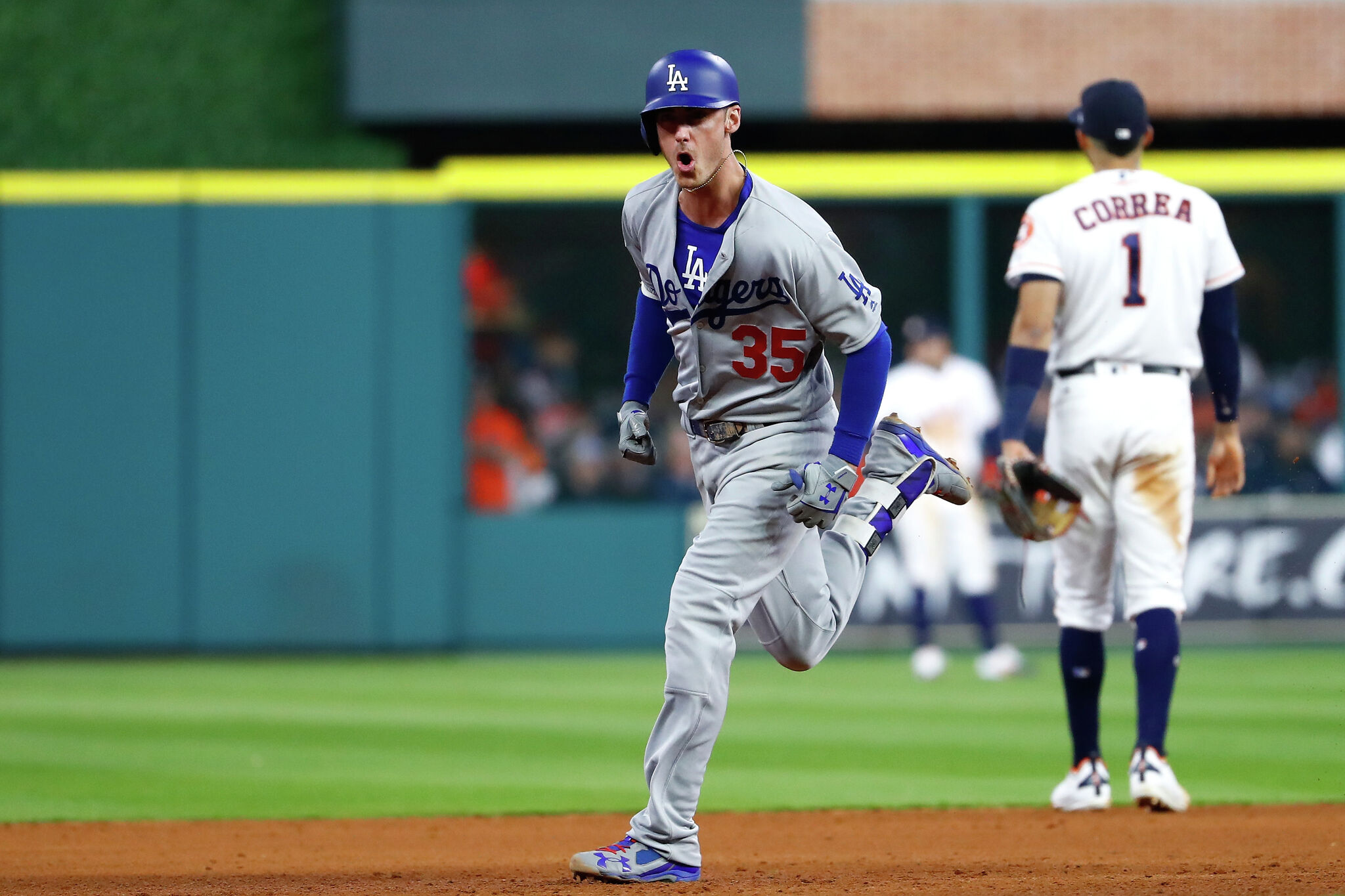 Why the Astros should consider signing Cody Bellinger