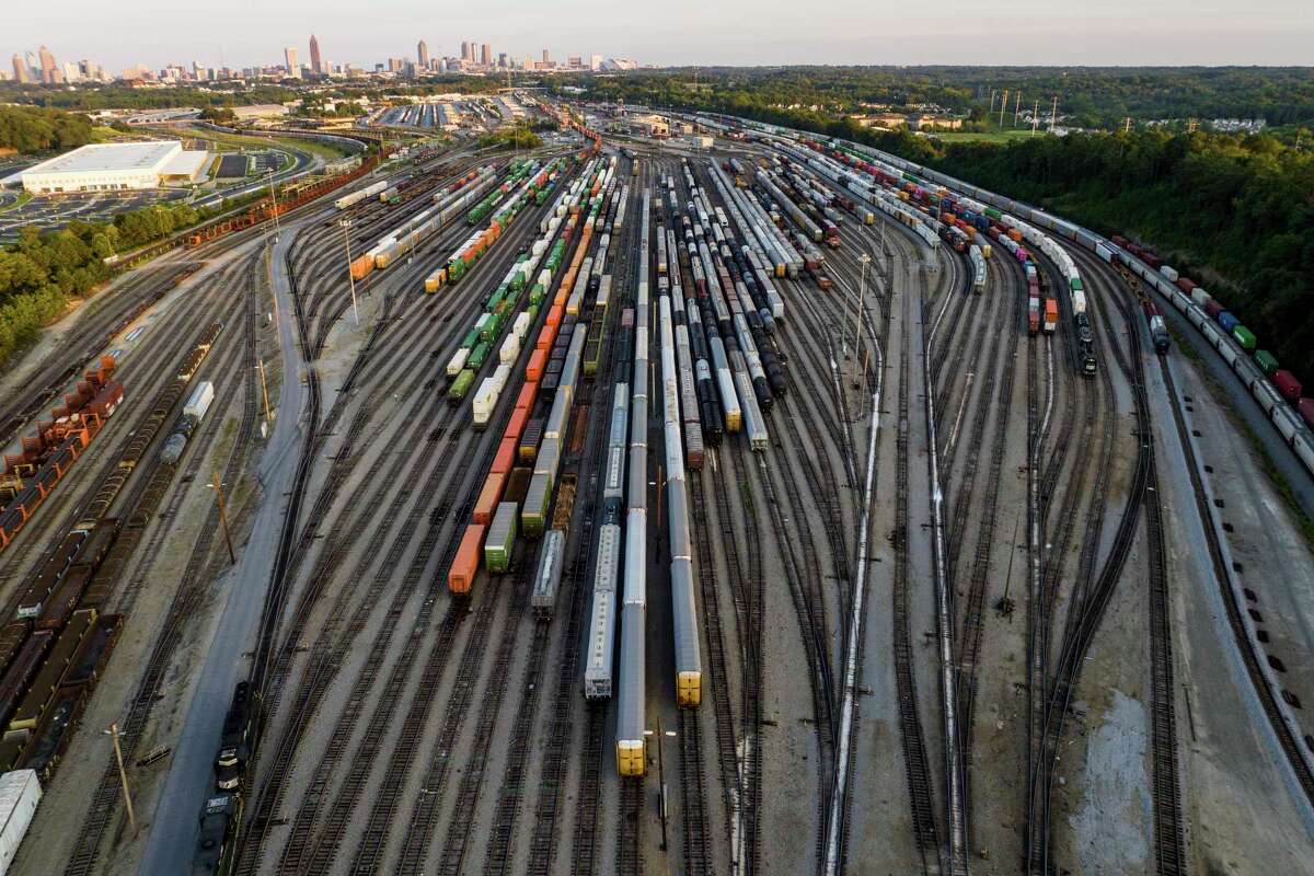 Story photo for Fact check: $36B rail union deal was top U.S. 'pension bailout'