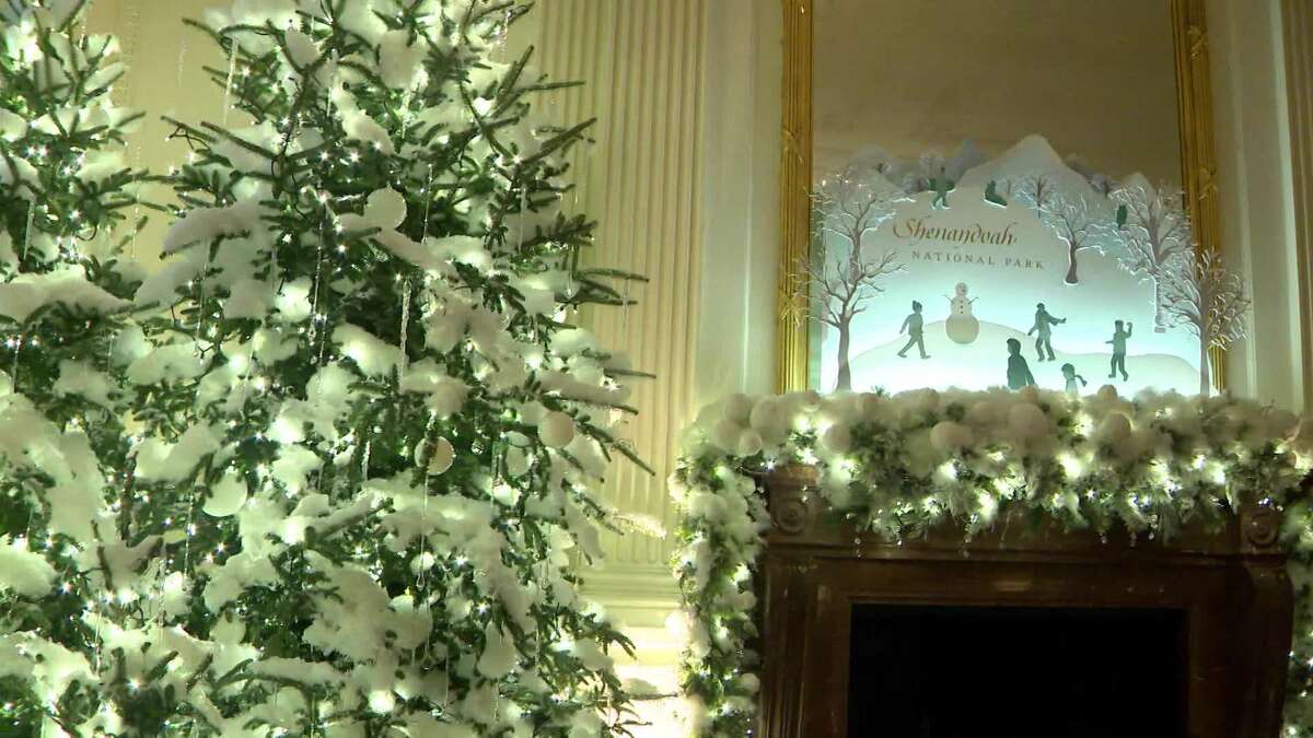 Video Take a look at this year's White House holiday decorations