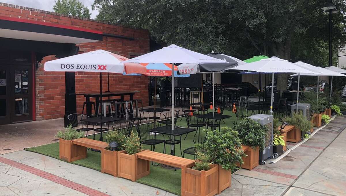 The 9 best Houston bars to watch World Cup soccer