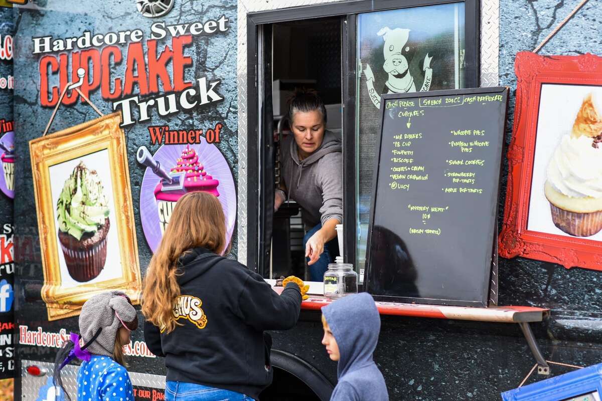 Hardcore Sweet Bakery's food truck at a previous Punk Rock Flea event. 