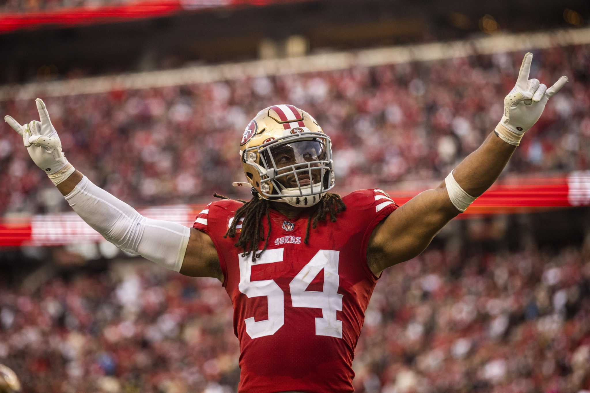 49ers Game Review Fred Warner Put Hurt On Saints Christian McCaffrey 