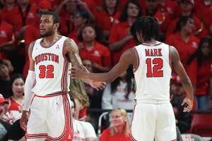 Long wait ends: UH begins stay at No. 1 with rout of Norfolk St.