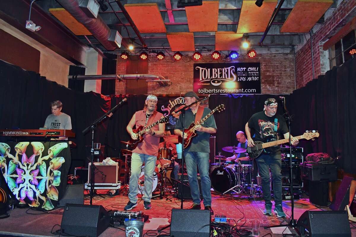 Texas Tribute Bands Keep Classic Rock Alive For Fans