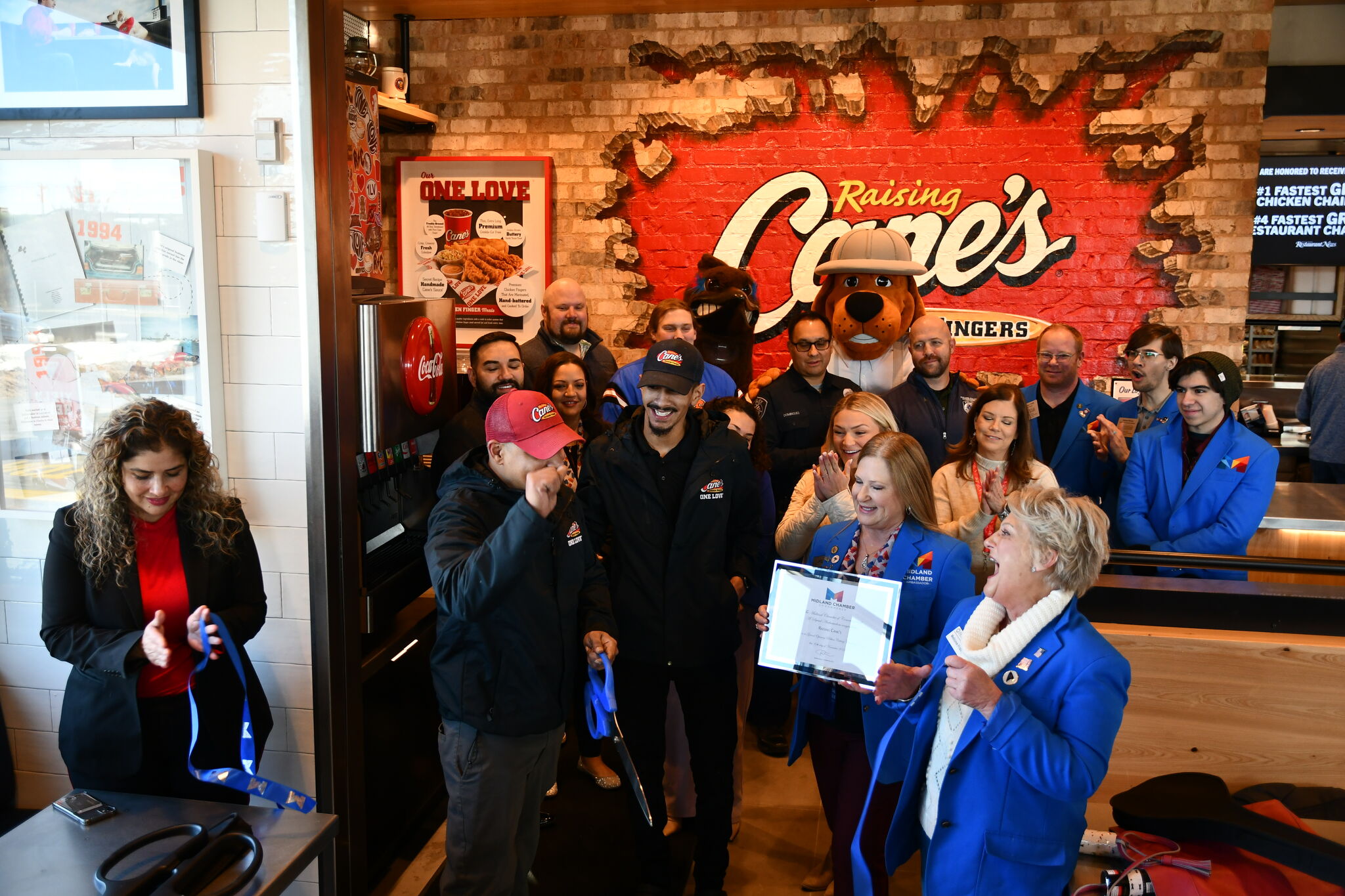 Raising Cane's opens second Midland location