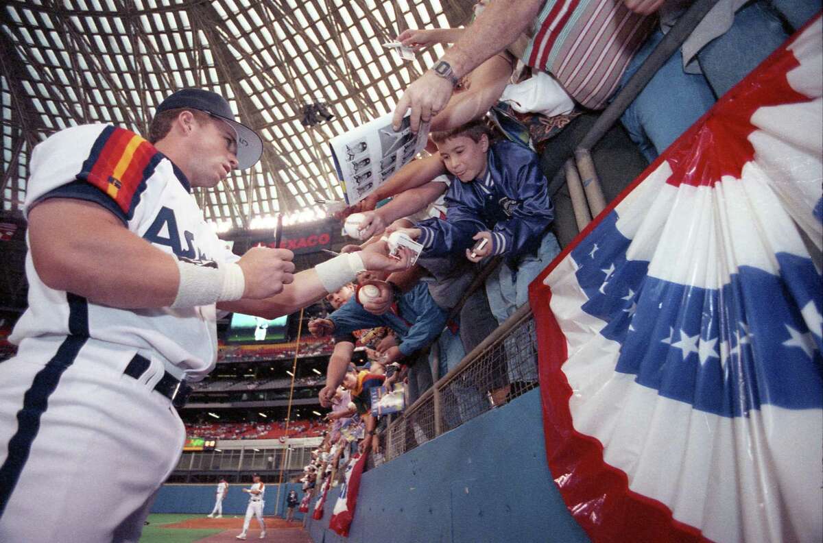 1994 Jeff Bagwell Game Worn & Signed Houston Astros Jersey - From, Lot  #50432