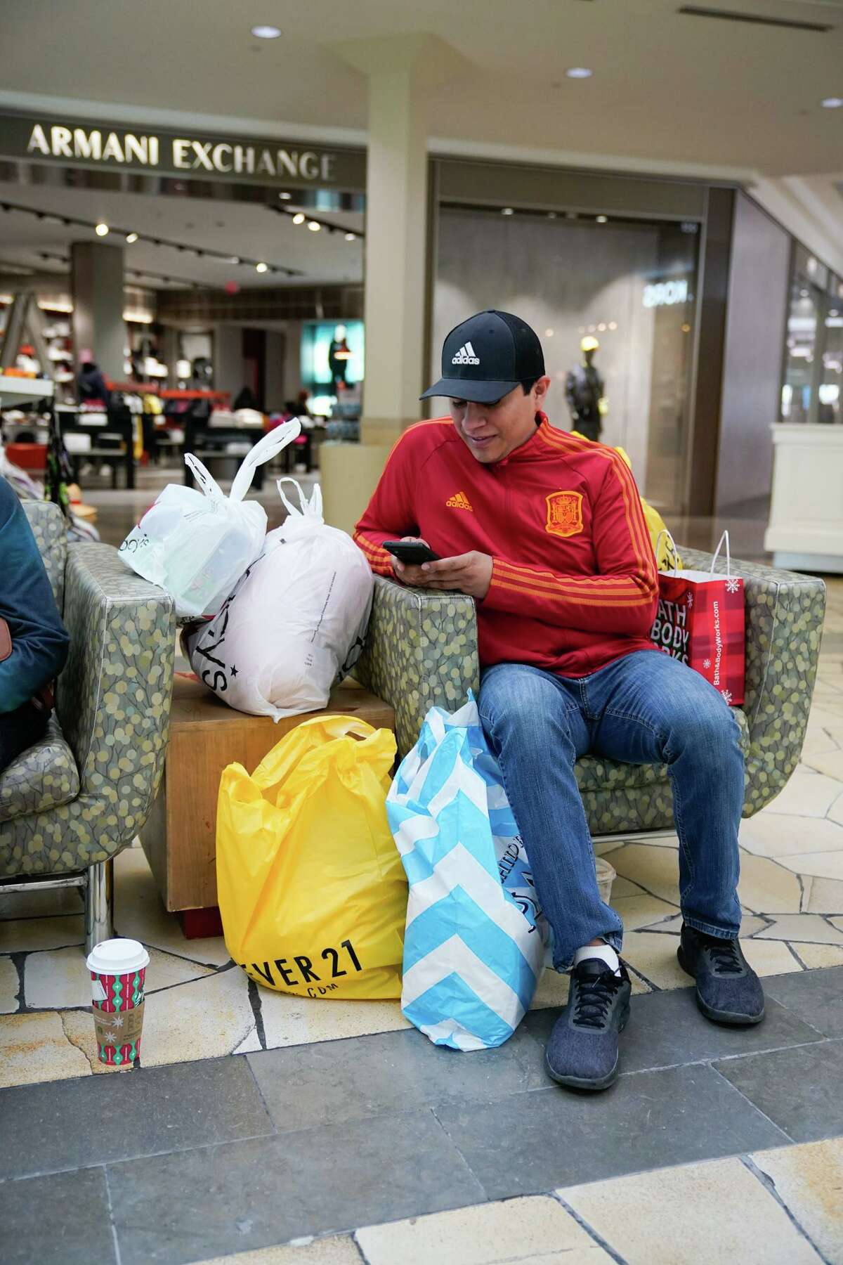 Brick-and-mortar retail far from dead, investors, owners say